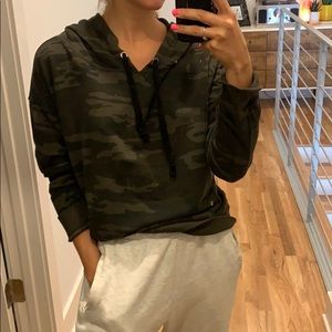 Sanctuary camo hoodie🔥
